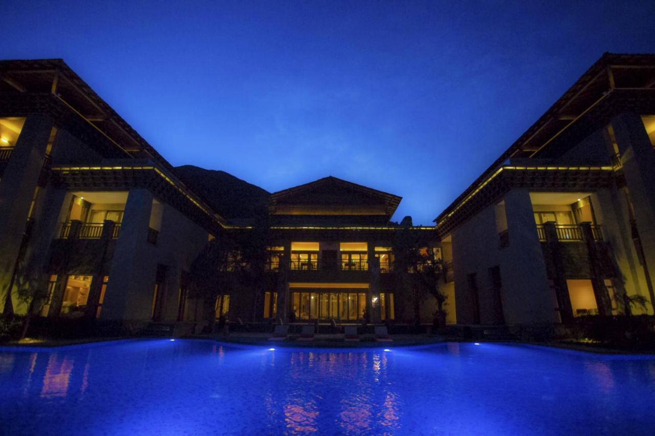 Lux* Tea Horse Road Benzilan Hotel Exterior photo