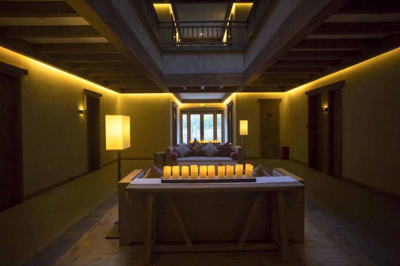 Lux* Tea Horse Road Benzilan Hotel Exterior photo