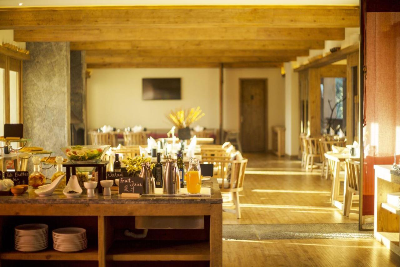 Lux* Tea Horse Road Benzilan Hotel Exterior photo