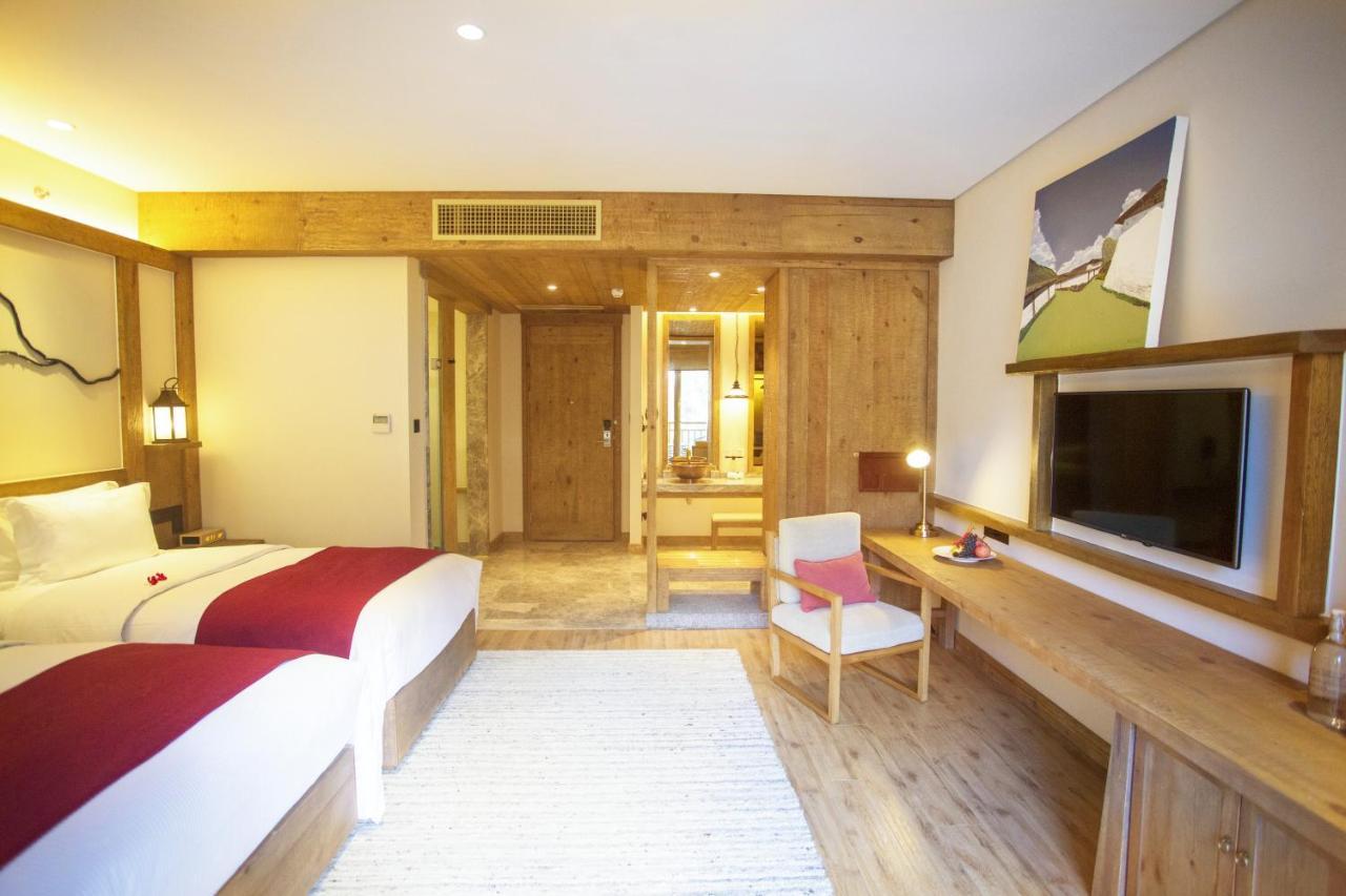 Lux* Tea Horse Road Benzilan Hotel Exterior photo