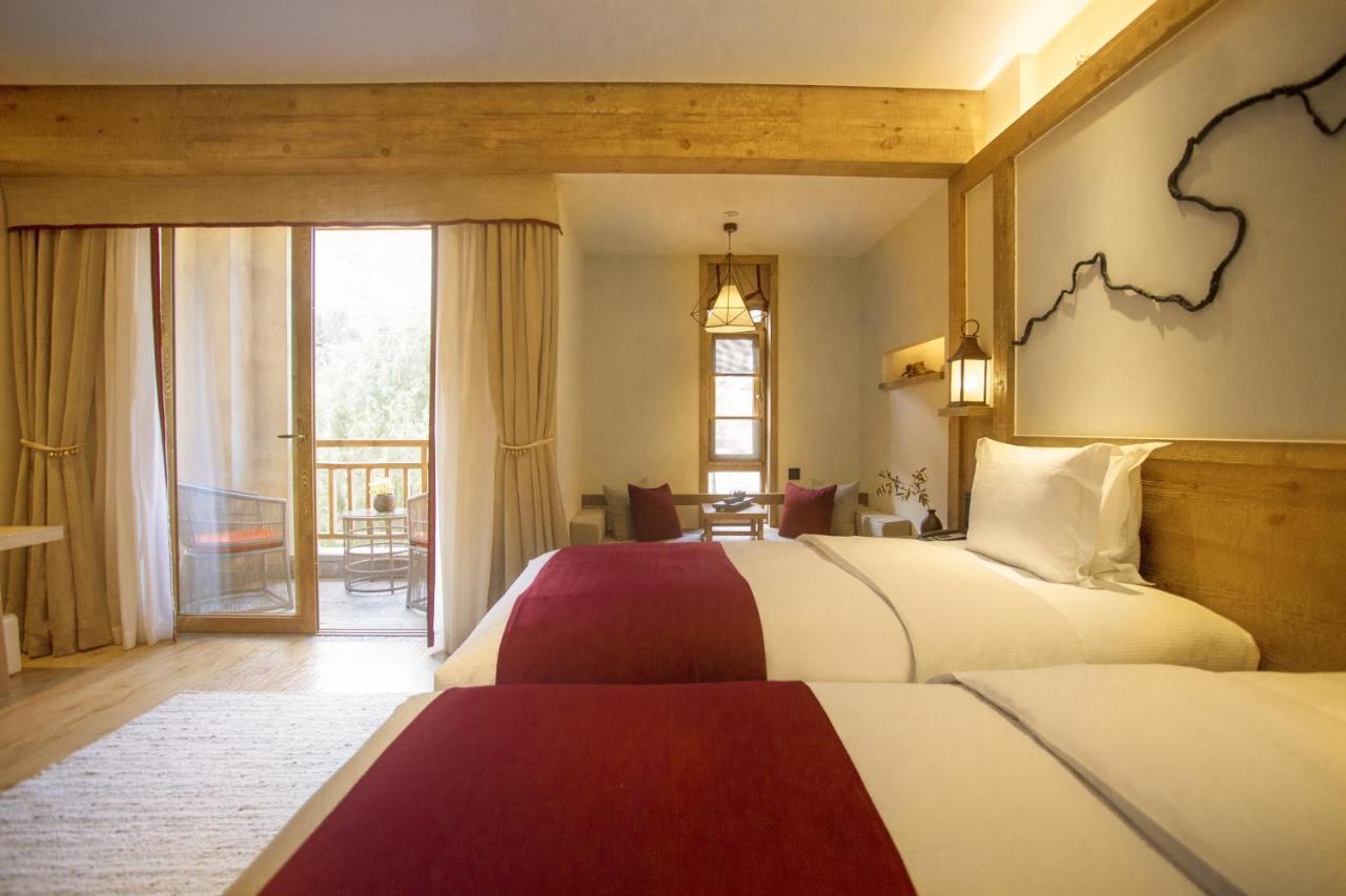 Lux* Tea Horse Road Benzilan Hotel Exterior photo